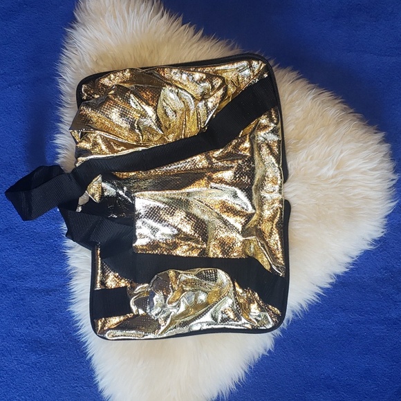 Victorias Secret Gold Packable Zippered Travel Bag NWT - Picture 2 of 13
